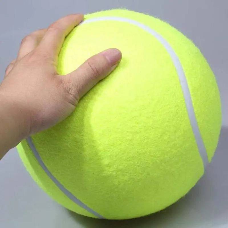Balle de Tennis Géante – GRATUITE AUJOURD’HUI SEULEMENT